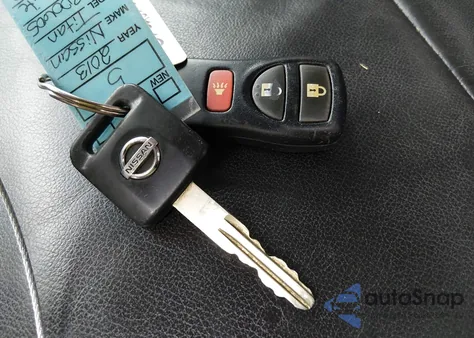 2013 Nissan Titan Pro-4X из США, поврежденный, VIN 1N6BA0EC0DN300605